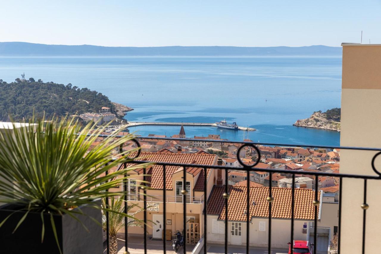 Villa Smaragd - Lapis - Luxury Apartment With Shared Pool Makarska Exterior foto