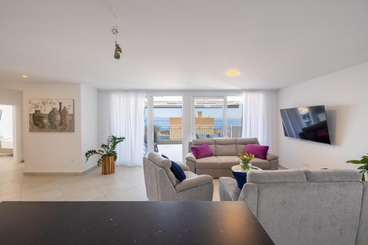 Villa Smaragd - Lapis - Luxury Apartment With Shared Pool Makarska Exterior foto