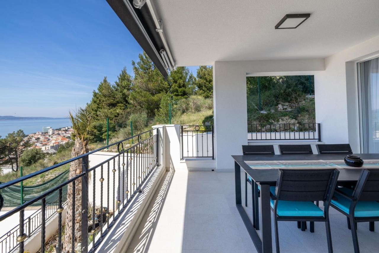 Villa Smaragd - Lapis - Luxury Apartment With Shared Pool Makarska Exterior foto